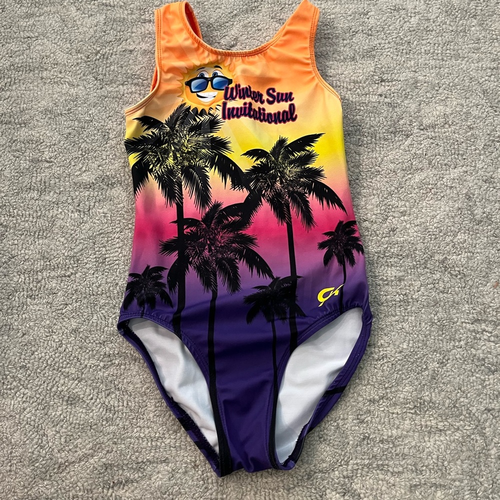 EUC GK Gymnastics Leotard Child Medium